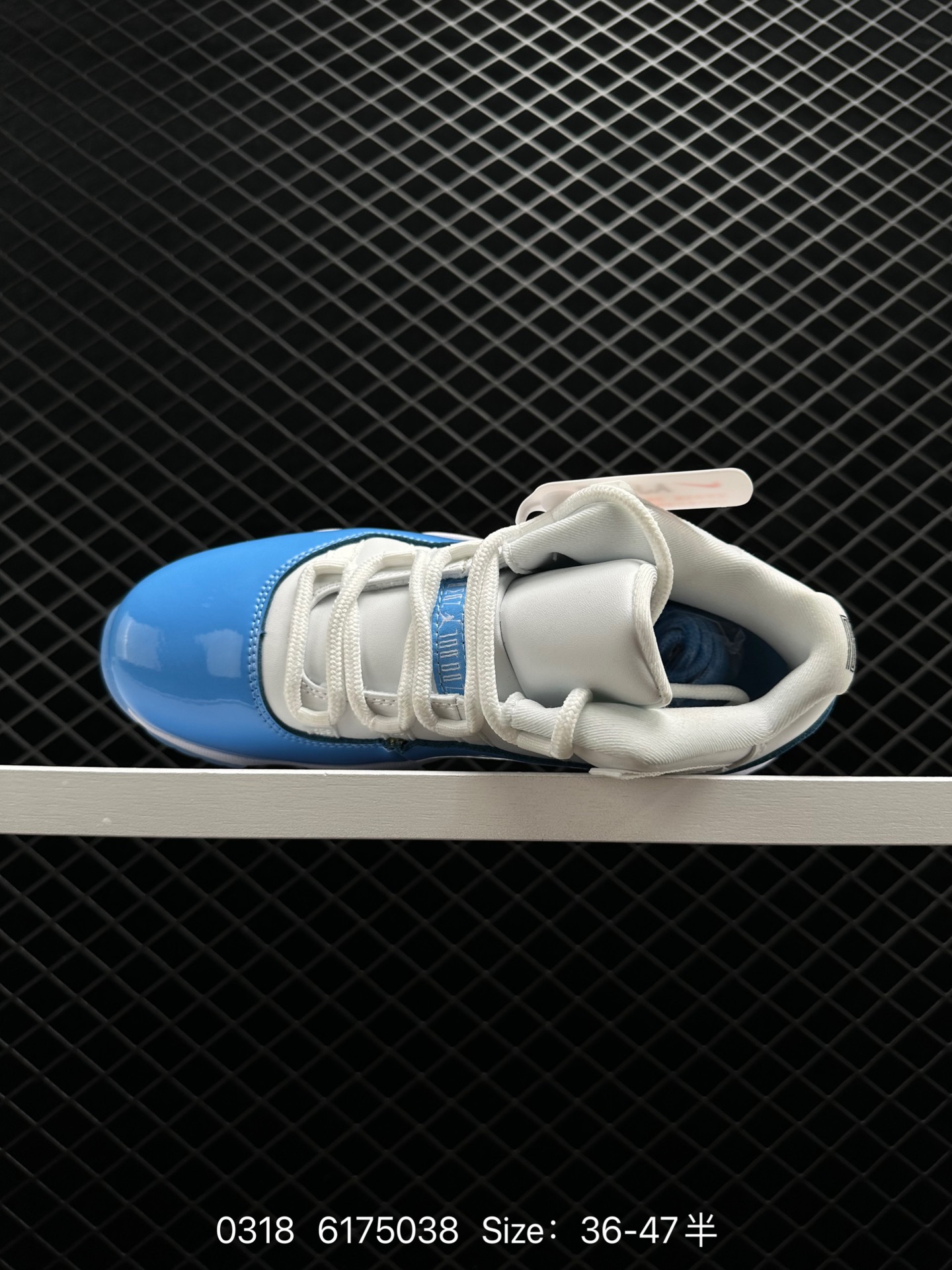 Air Jordan 11 Low “Legend Blue”